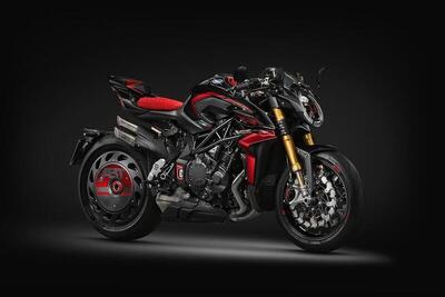 MV Agusta Brutale 1000 ABT, l'abbiamo vista dal vivo al Fuoriconcorso di Villa del Grumello