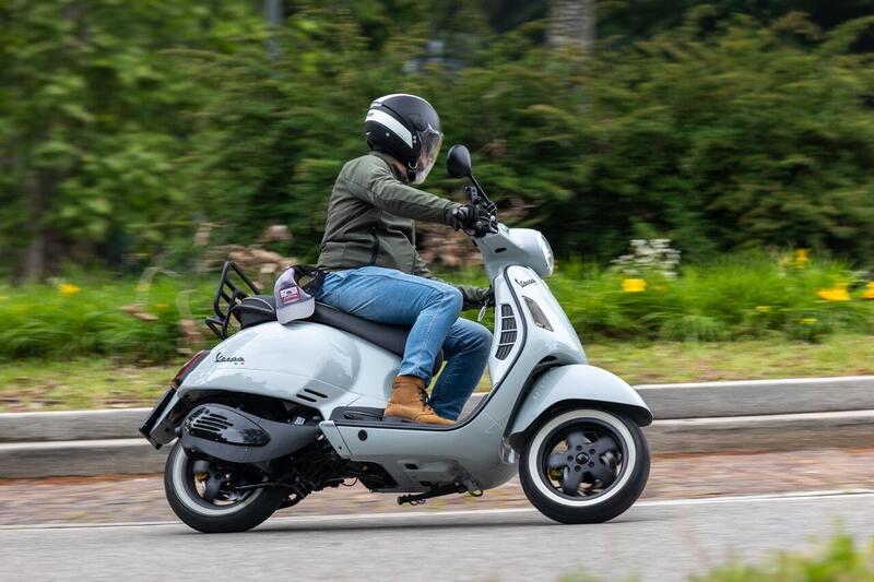 Vespa elettrica senza comprarne una nuova? Abbiamo guidato il kit retrofit di Newtron