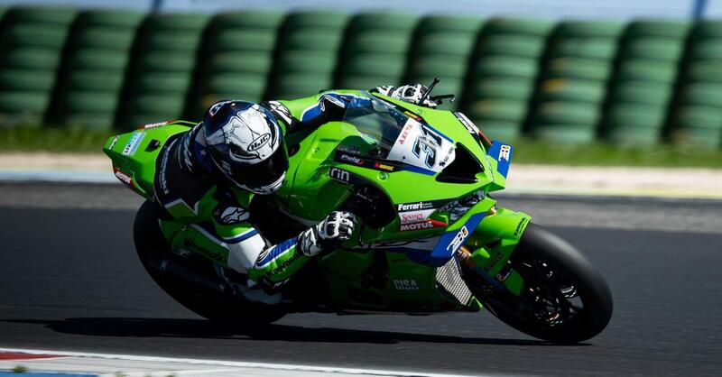 SBK. Test di Misano. Miglior tempo di Bulega, primo di cinque Ducati