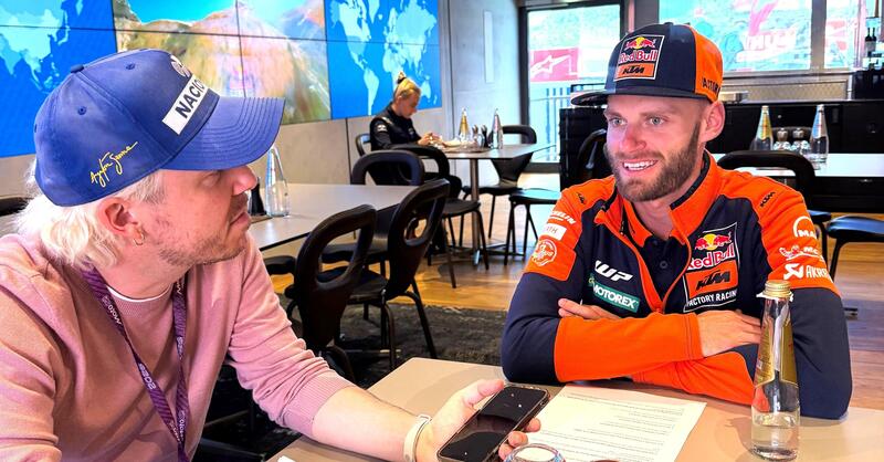 MotoGP 2026. ESCLUSIVO - Brad Binder: "A 14 anni andavo a scuola con una Suzuki GSX-600, in Sudafrica si pu&ograve;!"