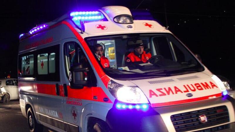 Catania: impatto tra moto e scooter, muoiono due ragazzi