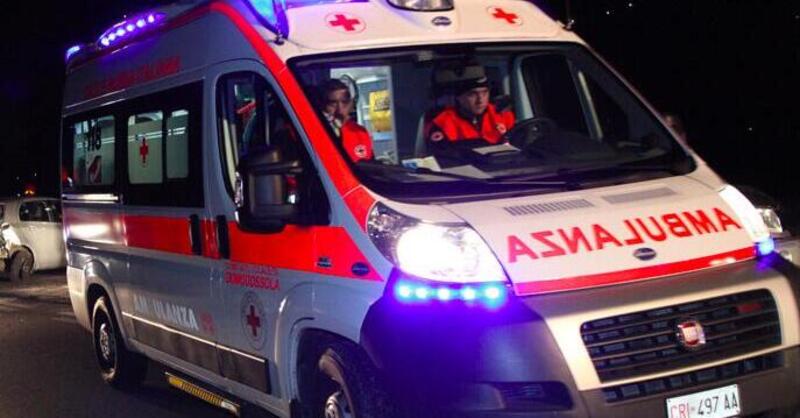Catania: impatto tra moto e scooter, muoiono due ragazzi