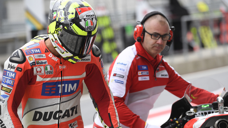 MotoGP. Miglior tempo per Iannone nel Warm Up