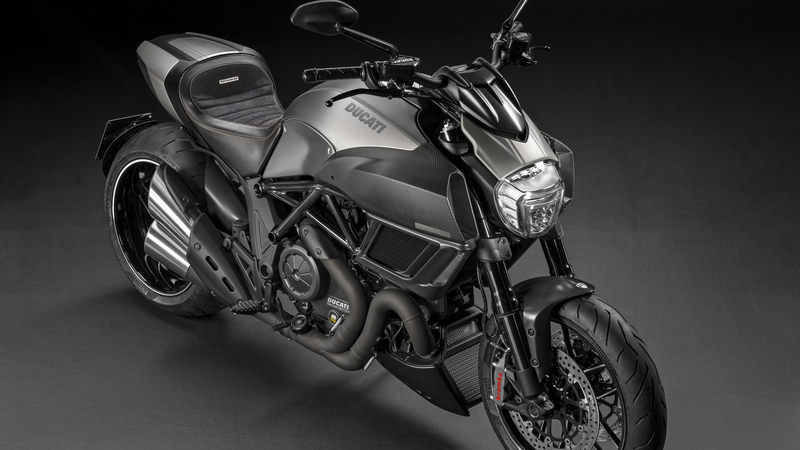 Ducati Diavel Titanium. Ora disponibile nei concessionari