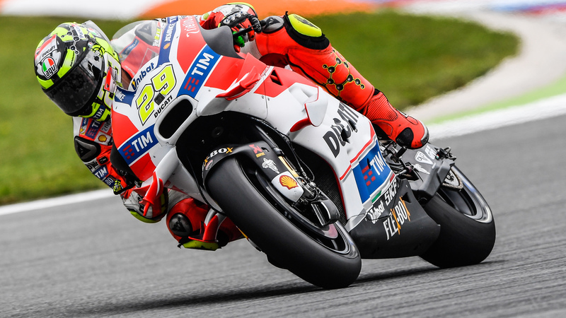 MotoGP, Brno 2016. Iannone: "Ho la situazione sotto controllo"