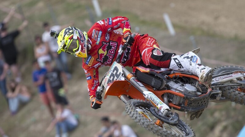 Tony Cairoli, 450 e si vola