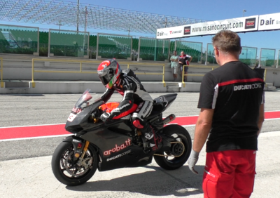 SBK 2016. Test positivi per Melandri a Misano