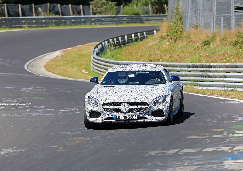 Nuova Mercedes AMG GT Roadster: nuovi test al Ring