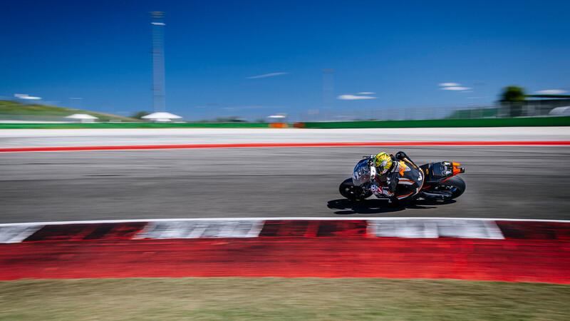 KTM RC16, la gallery dei test a Misano