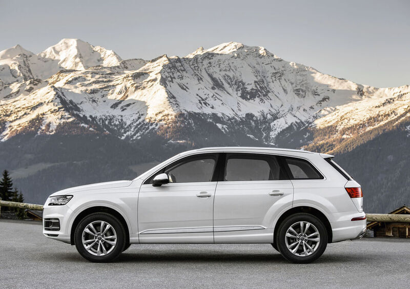 Audi Q7 (2015-->>) (25)