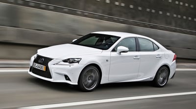 Lexus IS festeggia il milione di unit&agrave; vendute