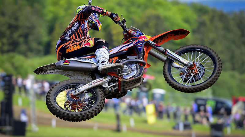 MXGP 2015 Gran Bretagna. Overture di Cairoli 