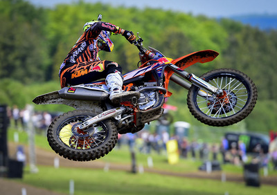 MXGP 2015 Gran Bretagna. Overture di Cairoli 