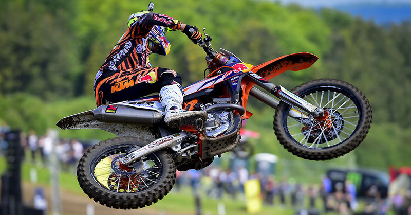 MXGP 2015 Gran Bretagna. Overture di Cairoli 