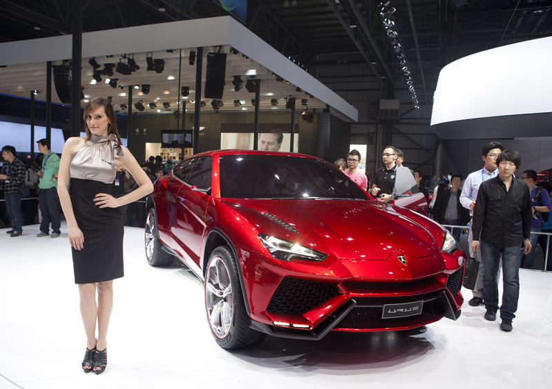 Lamborghini Urus, Domenicali: &quot;obiettivo&quot; donne e famiglie