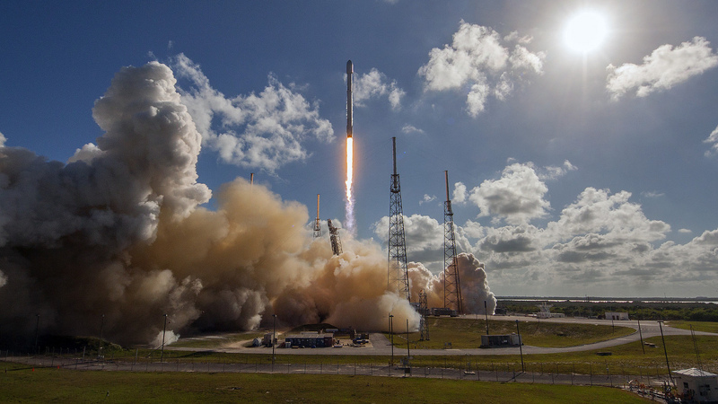 Elon Musk: esplode il Falcon 9, scetticismo in borsa per SolarCity