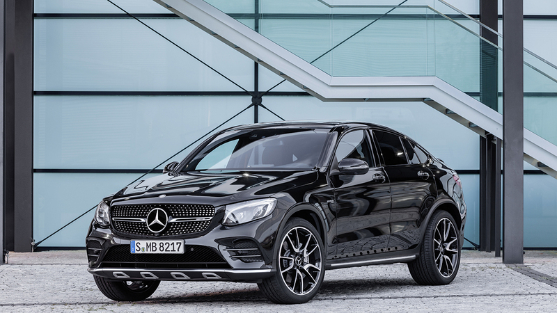 Mercedes-AMG GLC 43 4Matic Coup&eacute;, il debutto a Parigi