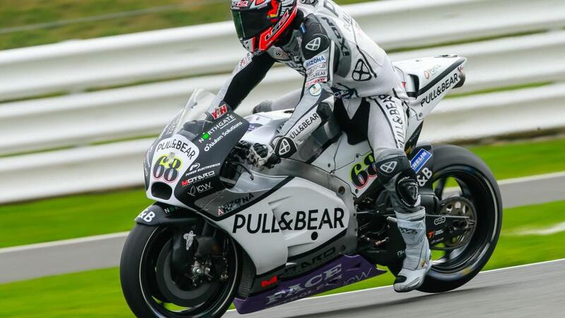 MotoGP 2016. Hernandez &egrave; il pi&ugrave; veloce nel warm up a Silverstone 