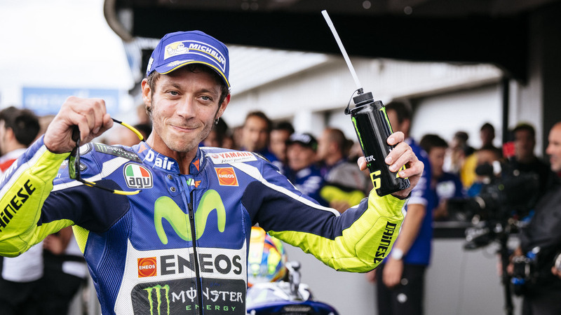 MotoGP 2016. Rossi: "M&agrave;rquez per me ha sempre un trattamento speciale"