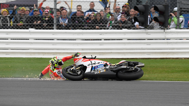 MotoGP, Silverstone. Il GP in 12 scatti 