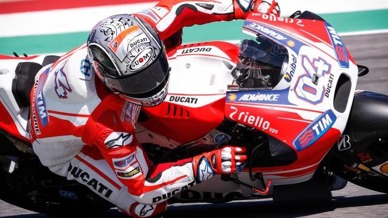 MotoGP 2015, Mugello FP1. Dovizioso davanti a tutti