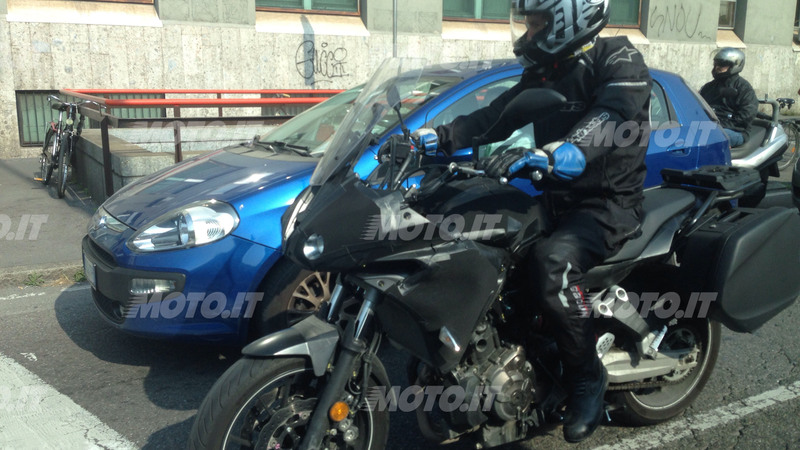 Yamaha MT-07 Crossover 2016: Spy photo