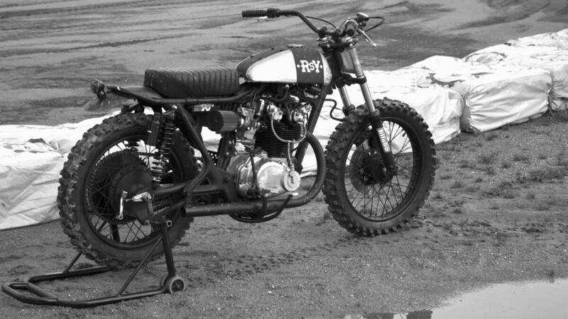 Anvil Rusty Quattroemezzo, flat track Honda