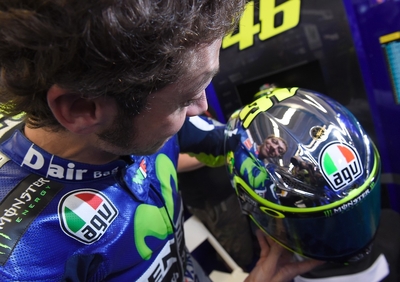 MotoGP 2015. Ecco il casco speciale di Valentino Rossi per il Mugello