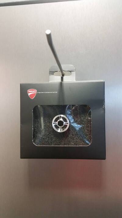 TAPPO CARICO OLIO CNC Ducati