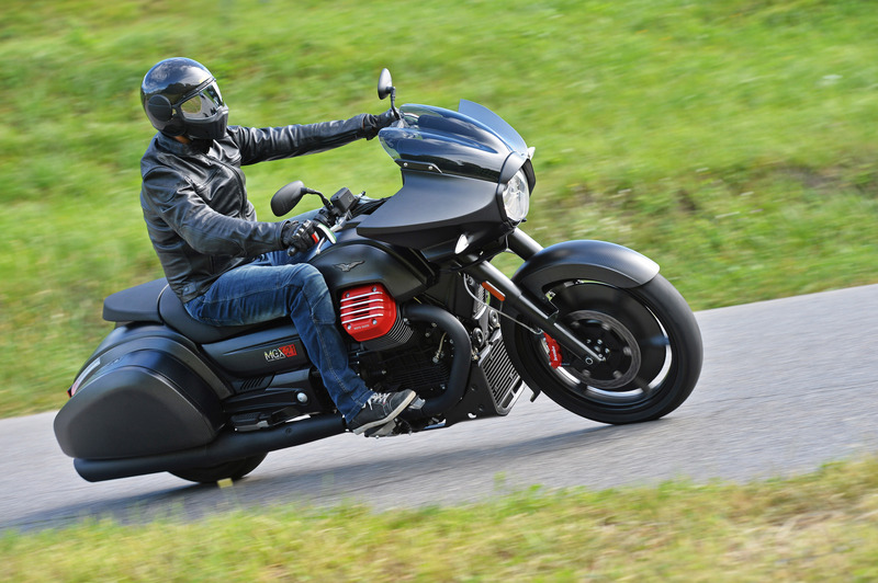 Moto Guzzi MGX-21