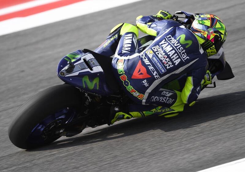 MotoGP 2016. Rossi &egrave; il pi&ugrave; veloce nelle FP1 a Misano