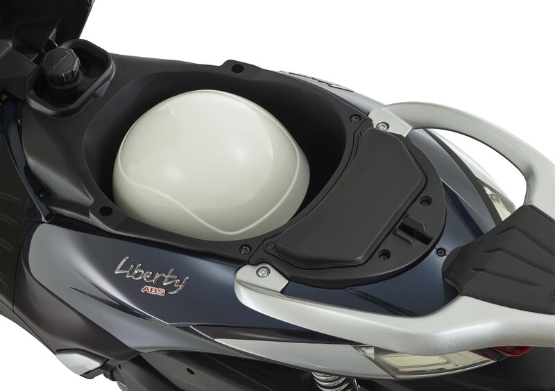 Piaggio Liberty 150 Liberty 150 S ABS (2017 - 20) (12)