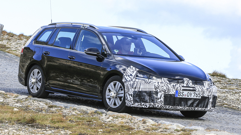 Volkswagen Golf facelift: ecco come cambia