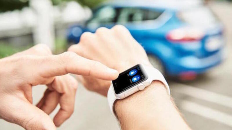 Ford: l&#039;auto ora si controlla dallo smartwatch