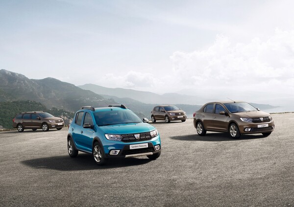 Dacia svela Sandero, Sandero Stepway e Logan MCV restyling al Salone di Parigi 