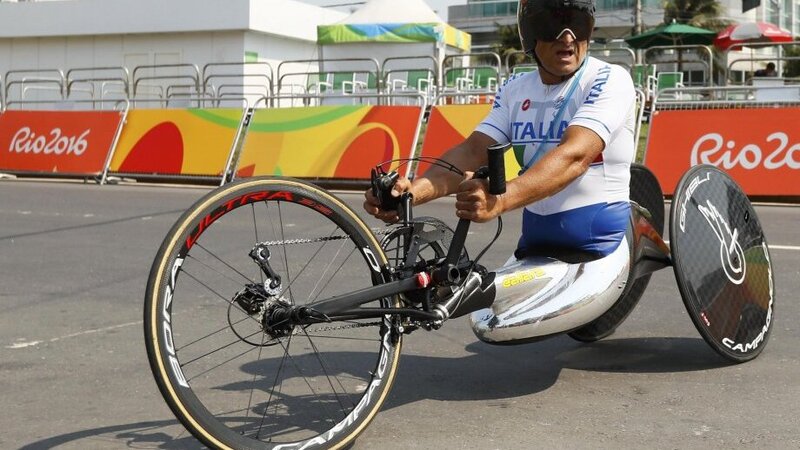 Paralimpiadi 2016: Zanardi, &egrave; tris! Oro nella staffetta handbike