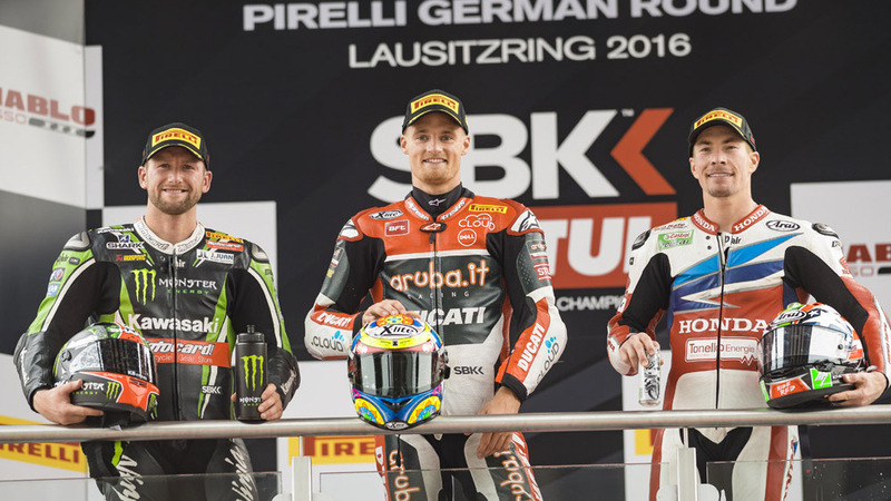 SBK. Chaz Davies vince Gara 1 in Germania