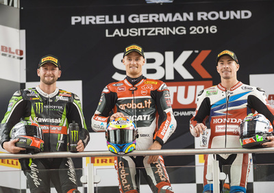 SBK. Chaz Davies vince Gara 1 in Germania