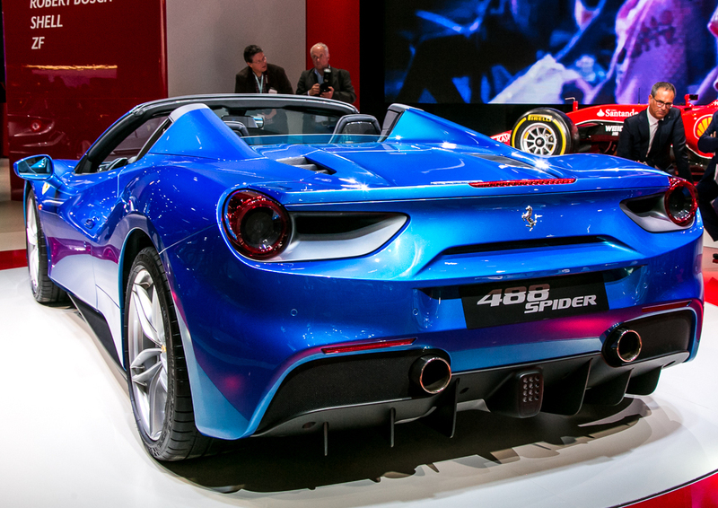 Ferrari 488 Spider premiata con l'Autonis Design Award