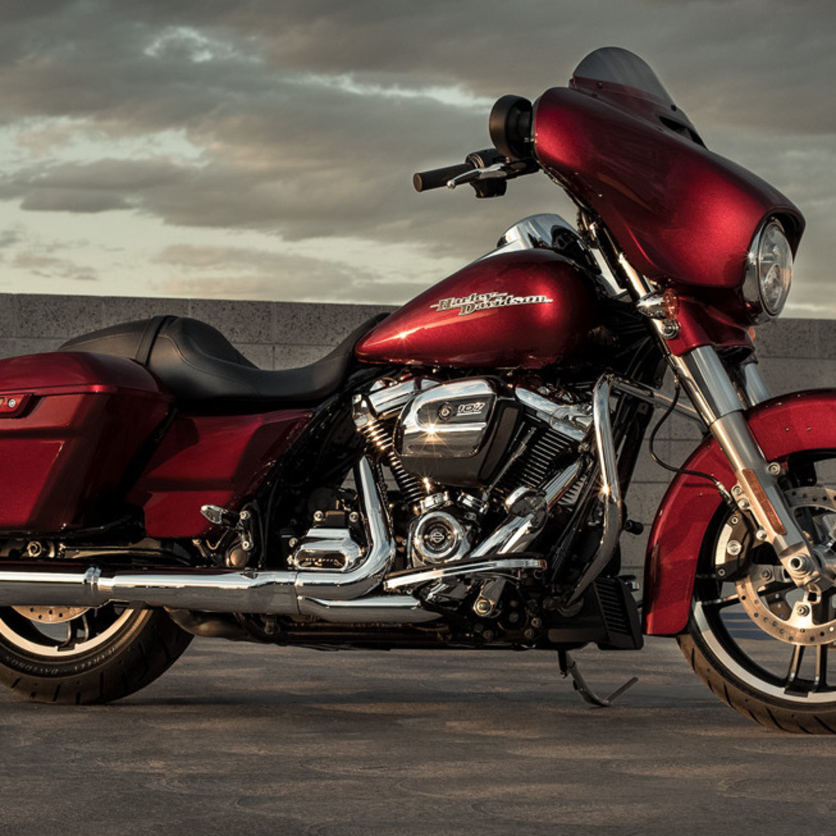 Harley-Davidson 107 Street Glide (2017 - 19) - FLHX