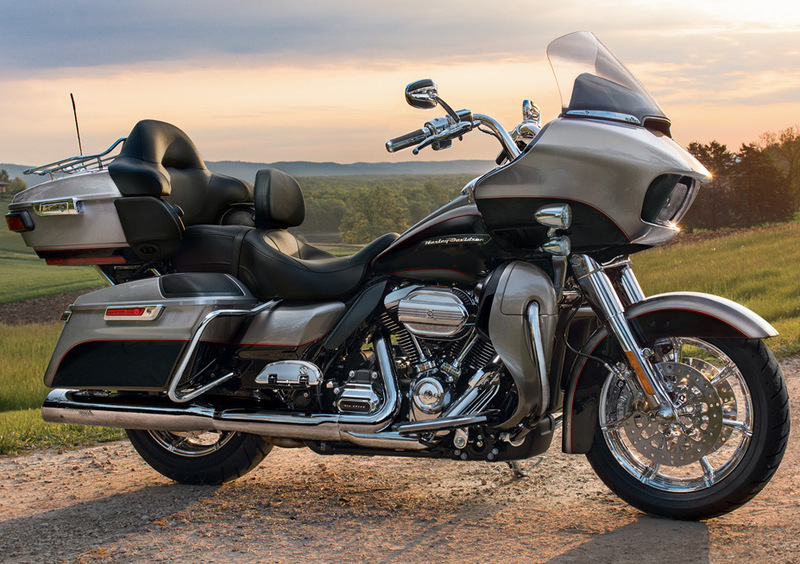 Harley-Davidson Touring 107 Road Glide Ultra (2016) - FLRTU (2)