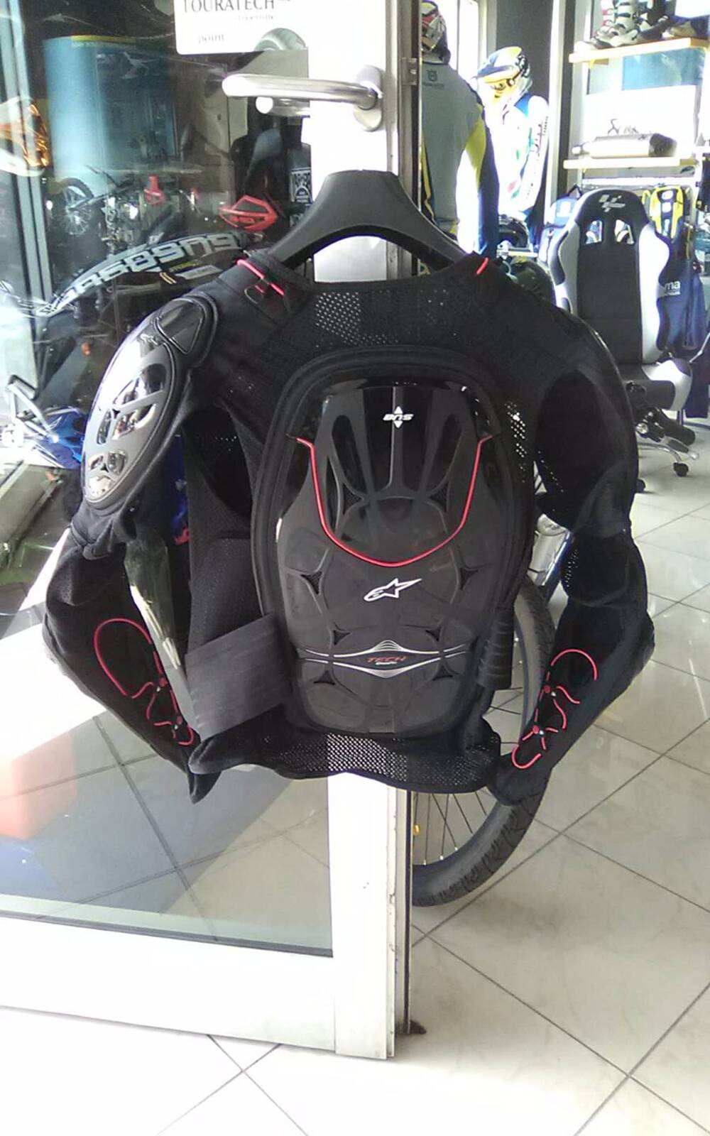 PETTORINA ALPINESTARS (2)