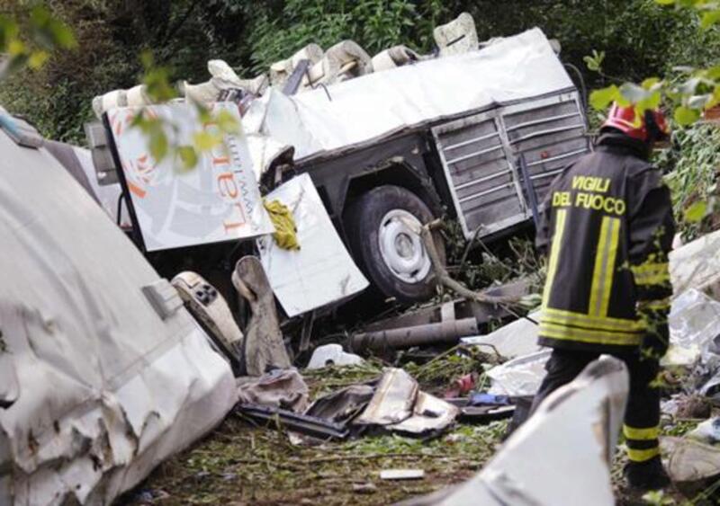 Disastro di Avellino, imputata anche la Societ&agrave; Autostrade