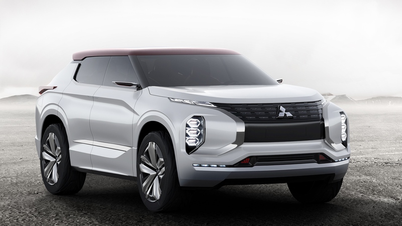 Mitsubishi GT-PHEV concept, debutto al Salone di Parigi 2016 [Video]