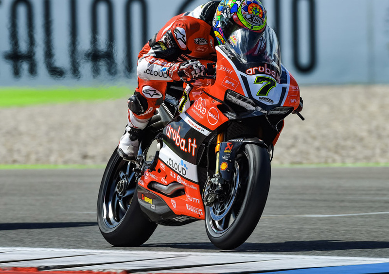 SBK, Davies &egrave; il pi&ugrave; veloce nelle FP1 a Magny Cours