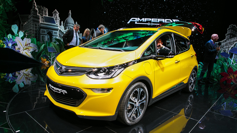 Opel al Salone di Parigi 2016 [Video]