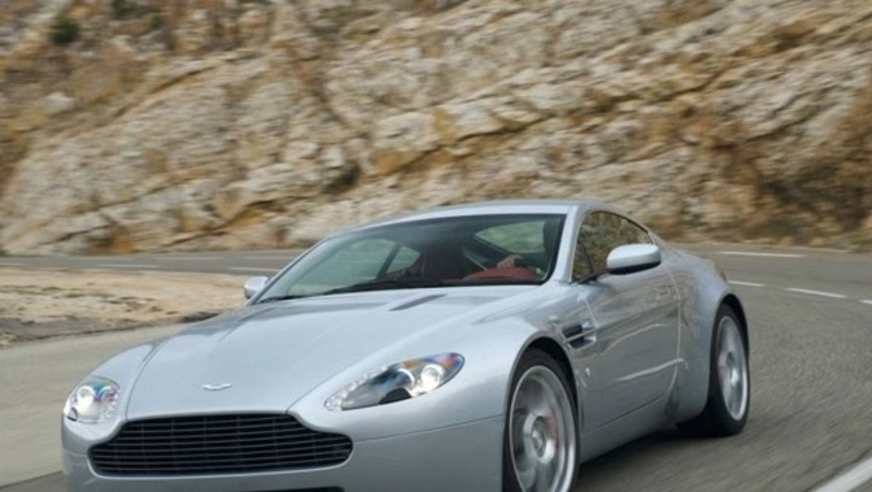 Aston Martin V8 Vantage restyling