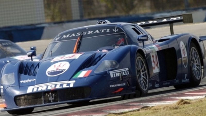 Maserati MC-12 si laurea campione del mondo FIA GT1 2005