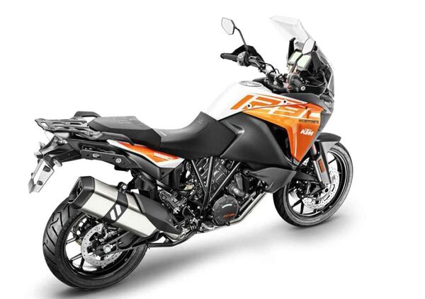 KTM 1290 Super Adventure S 2017: la base del top di gamma