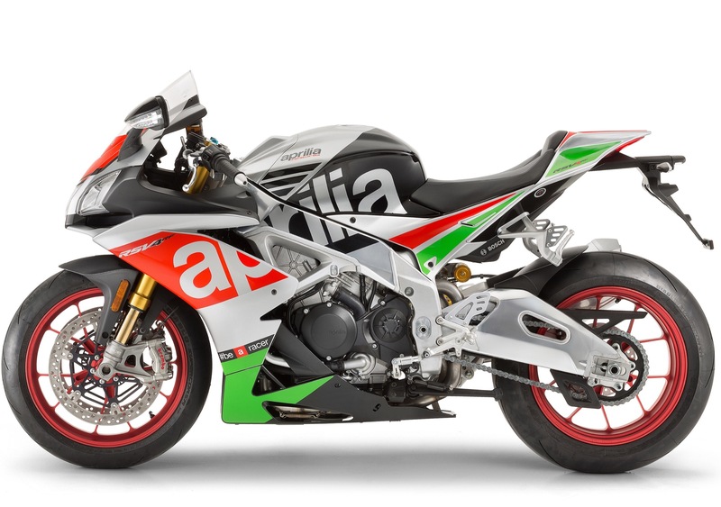 Aprilia RSV4 2017 ad Intermot 2016: foto e dati